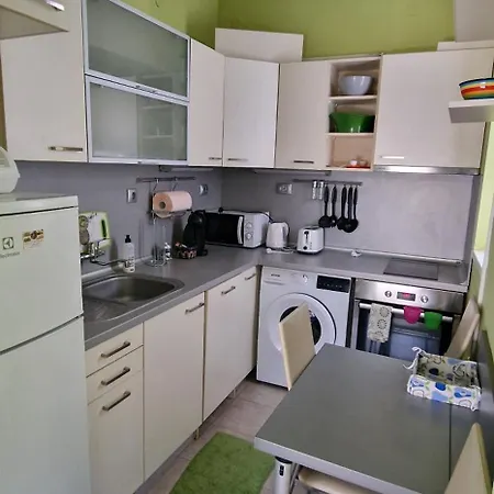 2bd Heart Of Boheme Flat Free Parking 아파트 플로브디프