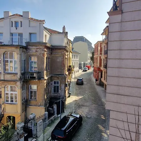 2bd Heart Of Boheme Flat Free Parking *